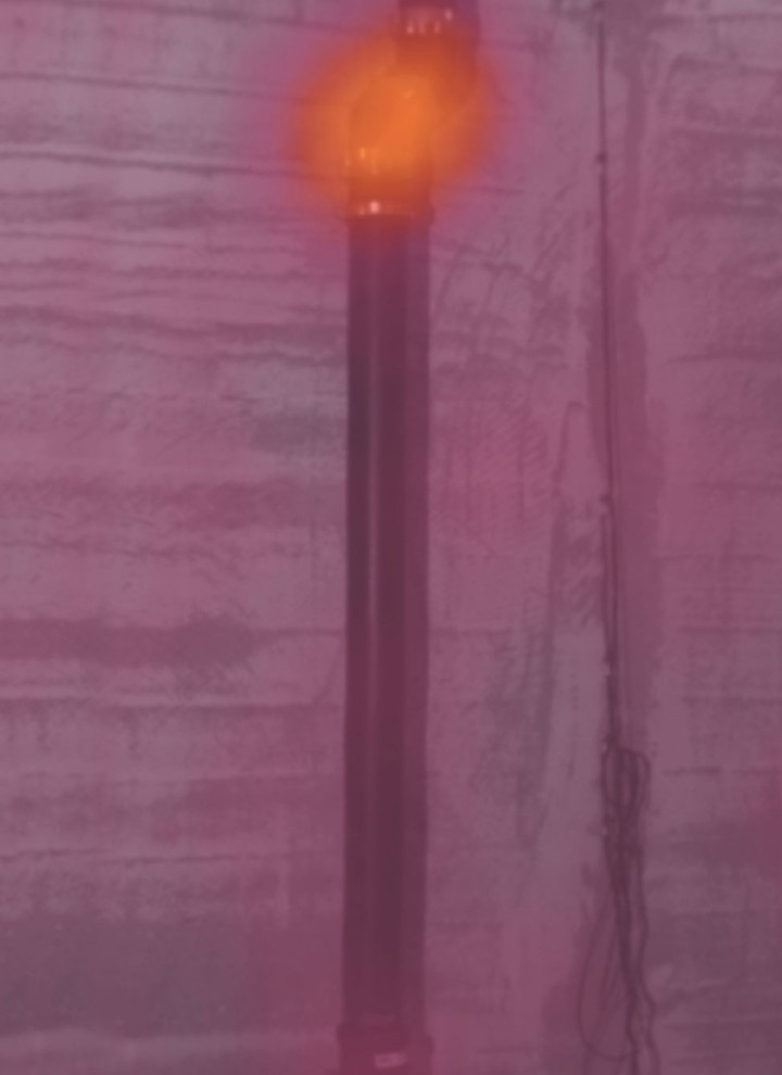 Colonna con Geberit Silent-db20 con due curve a 45°, vista dalla telecamera acustica Colonna con Geberit Silent-db20 con due curve a 45°, vista dalla telecamera acustica