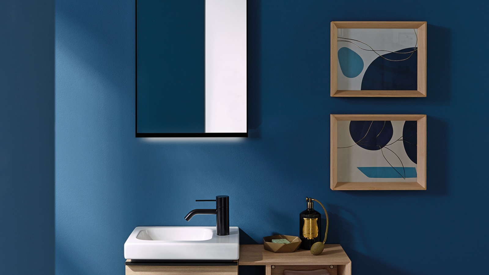 Le aree di movimento e di circolazione sono particolarmente importanti nei bagni di piccole dimensioni.