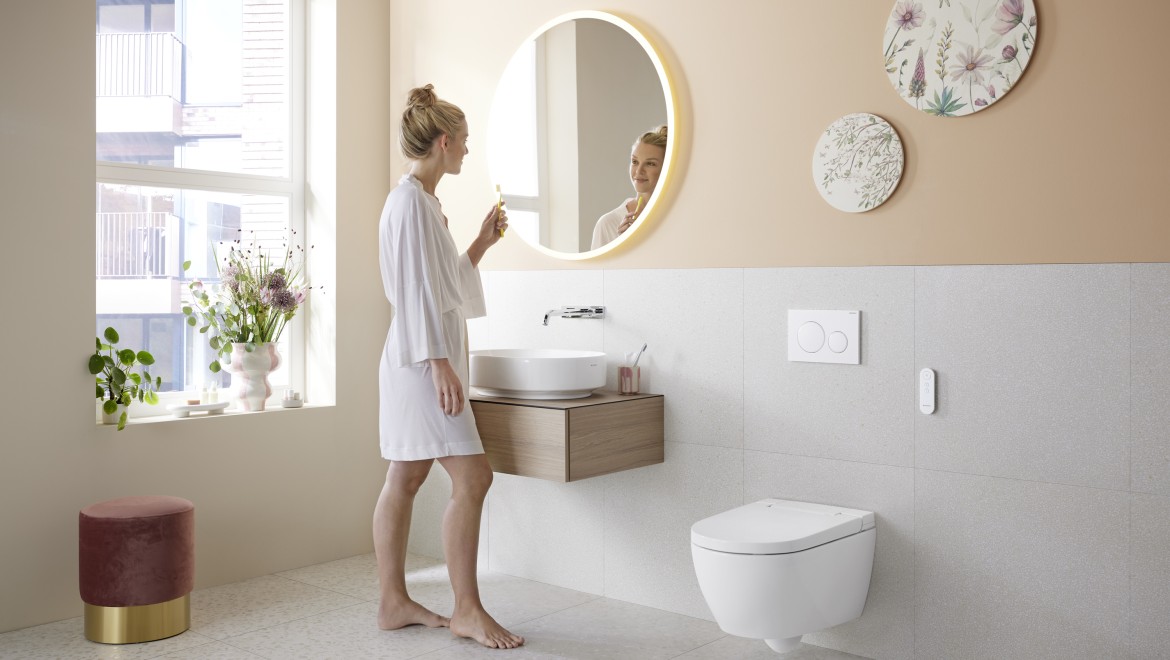 Bagno con vaso bidet Geberit AquaClean Alba Bagno con vaso bidet Geberit AquaClean Alba