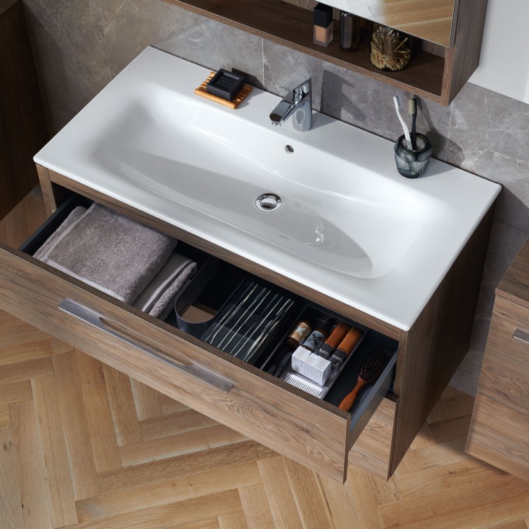 Lavabo Geberit Selnova con mobile aperto Lavabo Geberit Selnova con mobile aperto