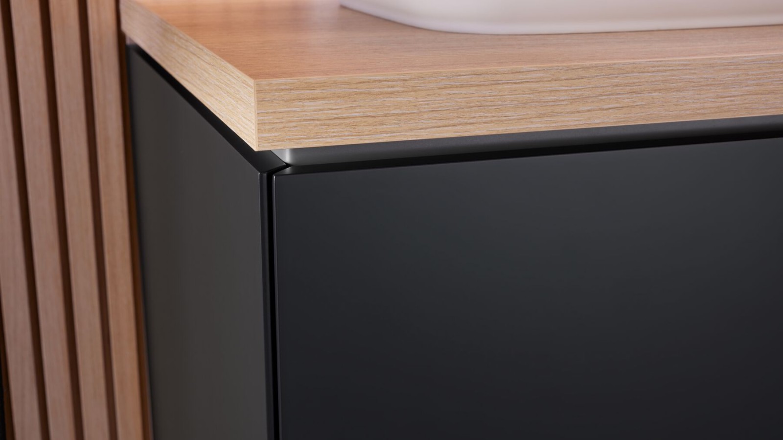 Mobile da bagno Geberit ONE in nero opaco