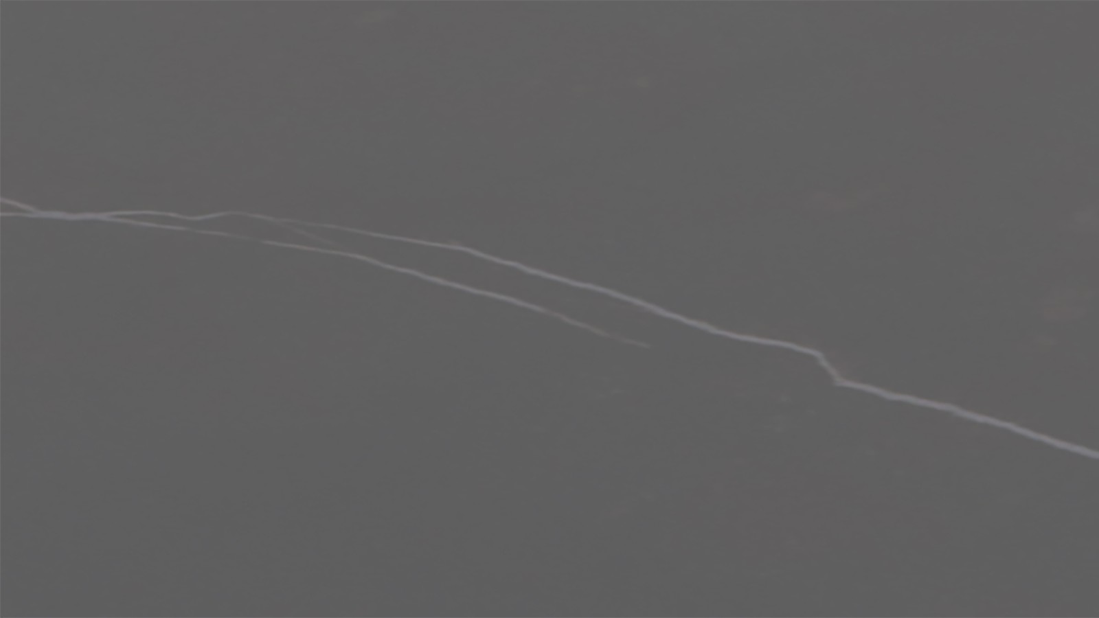 Colore: gres porcellanato effetto marmo nero (disponibile solo nella misura da 120 cm)