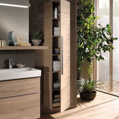 Specchio e mobile Geberit iCon in rovere naturale Specchio e mobile Geberit iCon in rovere naturale