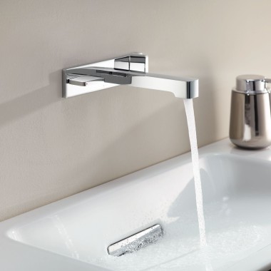 Rubinetto a parete Geberit ONE per lavabo Rubinetto a parete Geberit ONE per lavabo