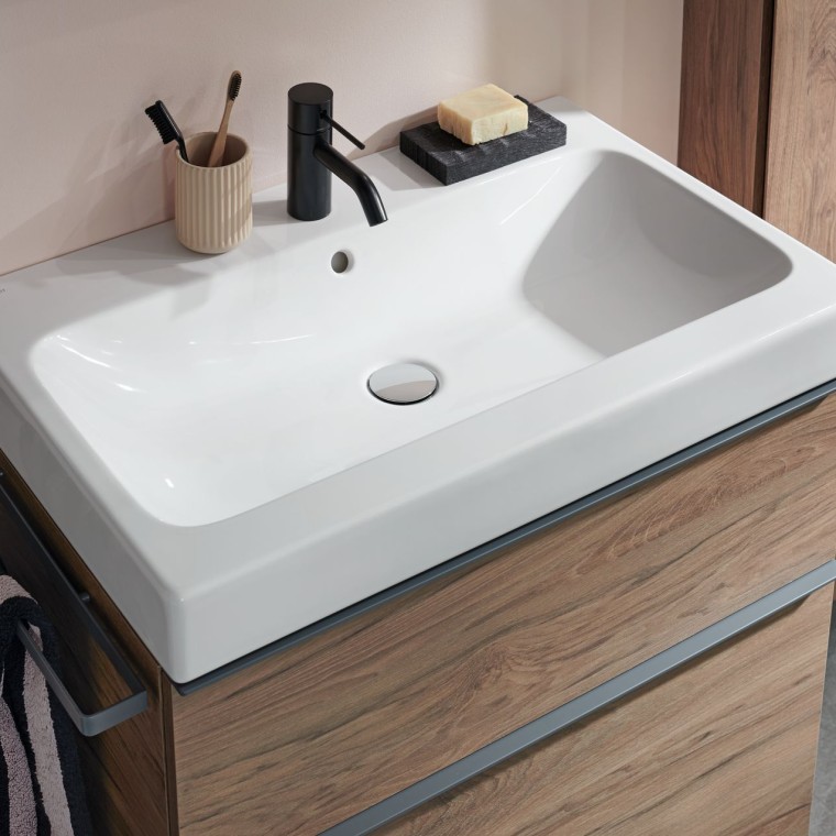 Lavabo Geberit iCon classic con mobile Lavabo Geberit iCon classic con mobile
