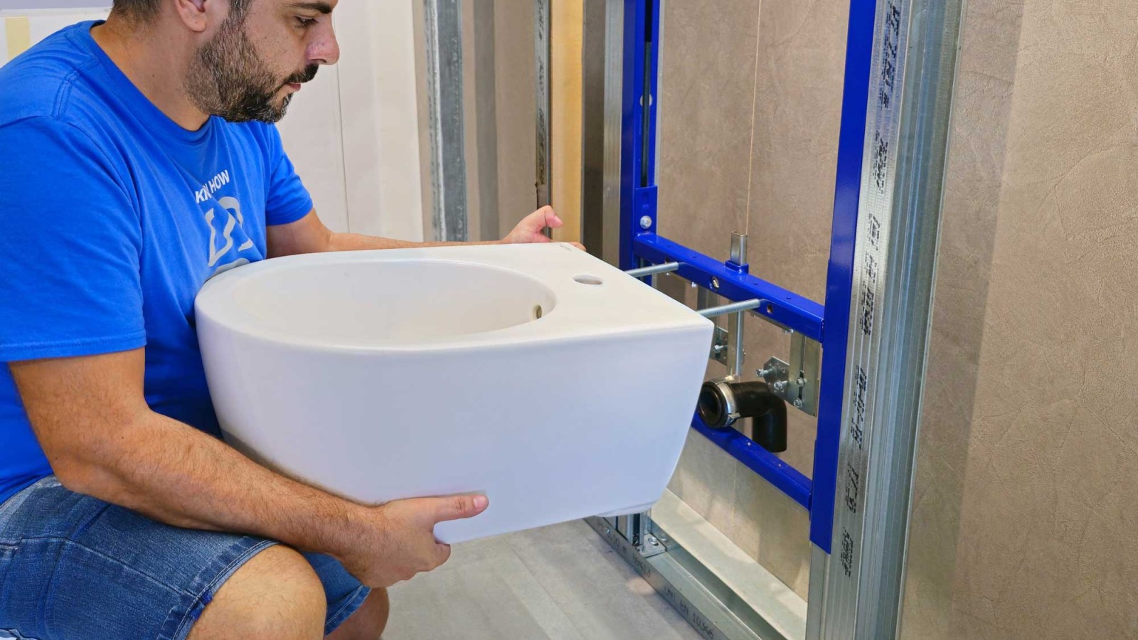 Installazione di un bidet Geberit con EFF3 Installazione di un bidet Geberit con EFF3