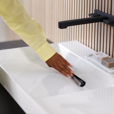 La cover magnetica può essere rimossa facilmente La cover magnetica può essere rimossa facilmente