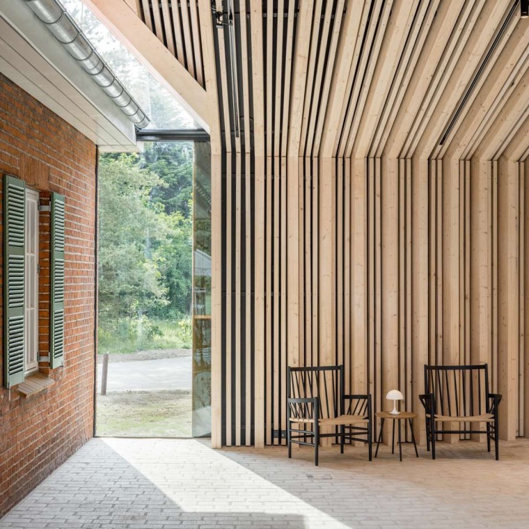 Ricordare per non dimenticare: Flugt ripercorre la storia dei rifugiati degli ultimi cento anni (© R_Hjortshoj) Ricordare per non dimenticare: Flugt ripercorre la storia dei rifugiati degli ultimi cento anni (© R_Hjortshoj)