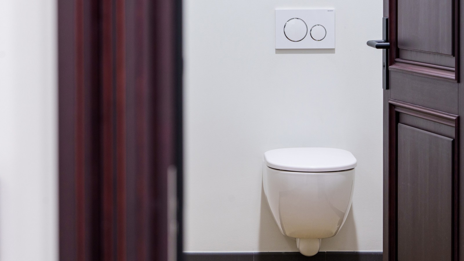 Gli architetti hanno riservato un’attenzione particolare ai servizi igienici. (© Jānis Salmanis) Gli architetti hanno riservato un’attenzione particolare ai servizi igienici. (© Jānis Salmanis)