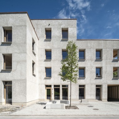 Nel progetto di Widnau vengono impiegati materiali sviluppati internamente, come il Cancret hempcrete, un innovativo materiale a base di canapa.(© Openly / Jens Ellensohn)