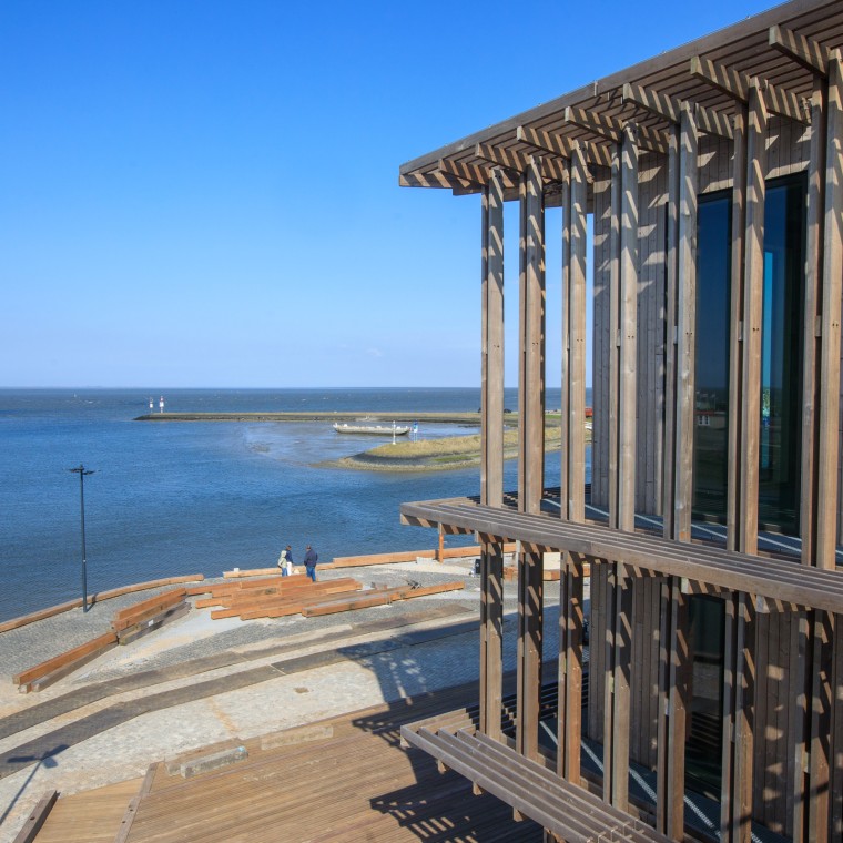 Dorte Mandrup, architetto danese di fama internazionale, ha progettato il nuovo edificio per affrontare condizioni climatiche estreme. (© Tjeerd Visser)