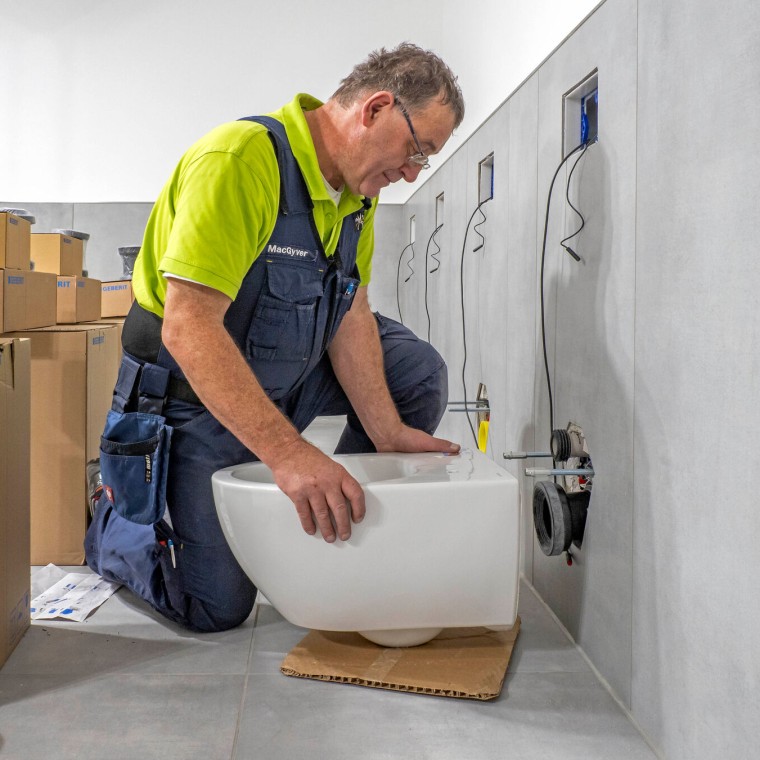 Installazione del WC Geberit Acanto Installazione del WC Geberit Acanto