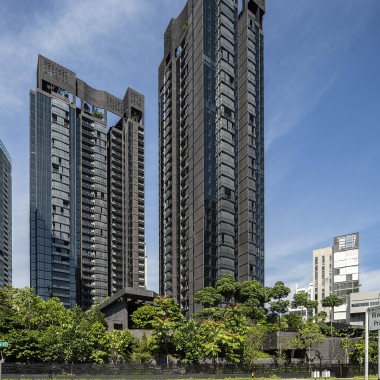I due grattacieli del quartiere Martin Modern valorizzano due risorse preziose in una metropoli densamente popolata come Singapore: spazio e natura (© Darren Soh)