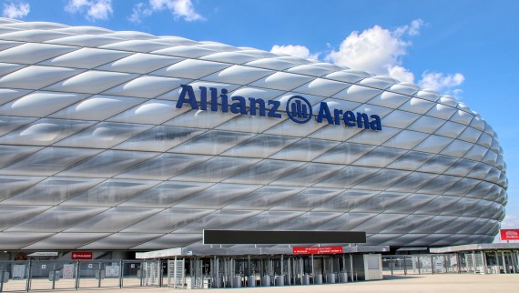Allianz Arena, Monaco, Germania (© Pixabay)