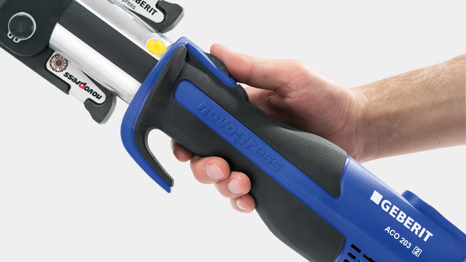 Funzionamento ergonomico della pressatrice con manopola antiscivolo compatta Funzionamento ergonomico della pressatrice con manopola antiscivolo compatta