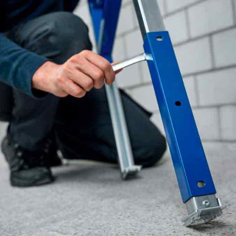 Per pavimenti fino a 25 cm di altezza Per pavimenti fino a 25 cm di altezza