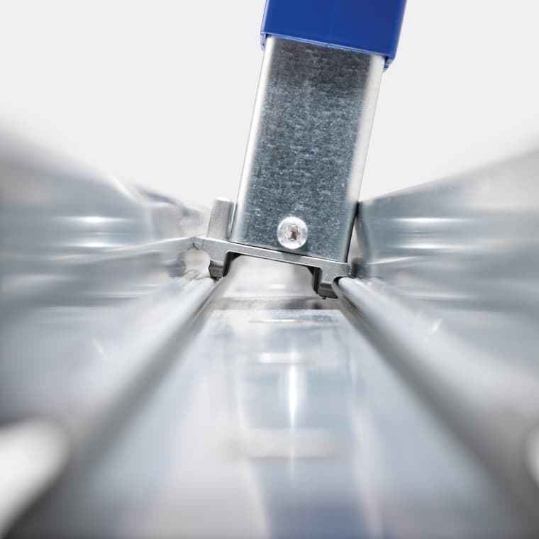 Piedini con fissaggio a scatto Piedini con fissaggio a scatto