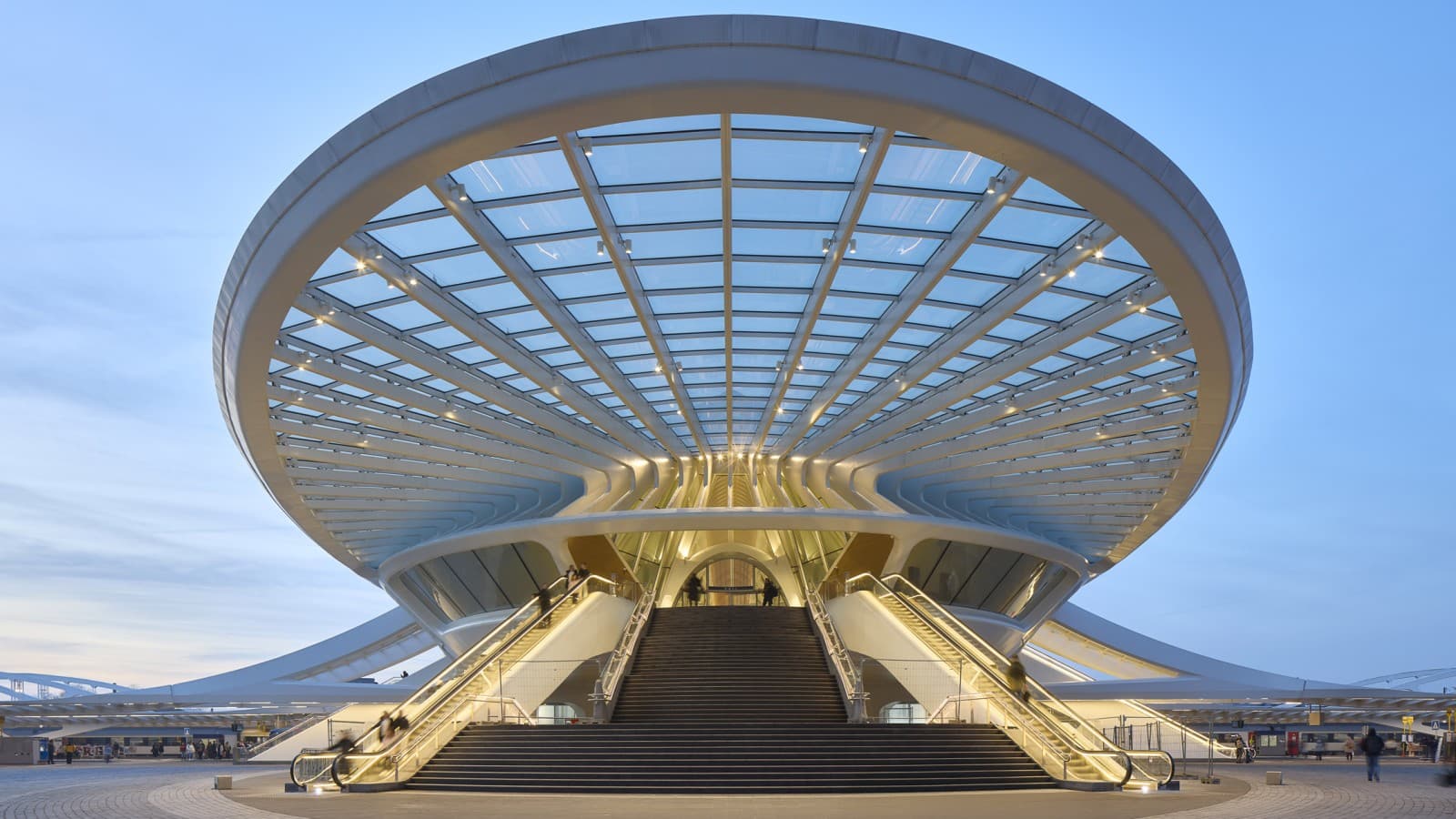La Gare de Mons si è affermata come un’icona architettonica della città di Mons, in Belgio (© Oliver Schuh, Palladium Photodesign) La Gare de Mons si è affermata come un’icona architettonica della città di Mons, in Belgio (© Oliver Schuh, Palladium Photodesign)