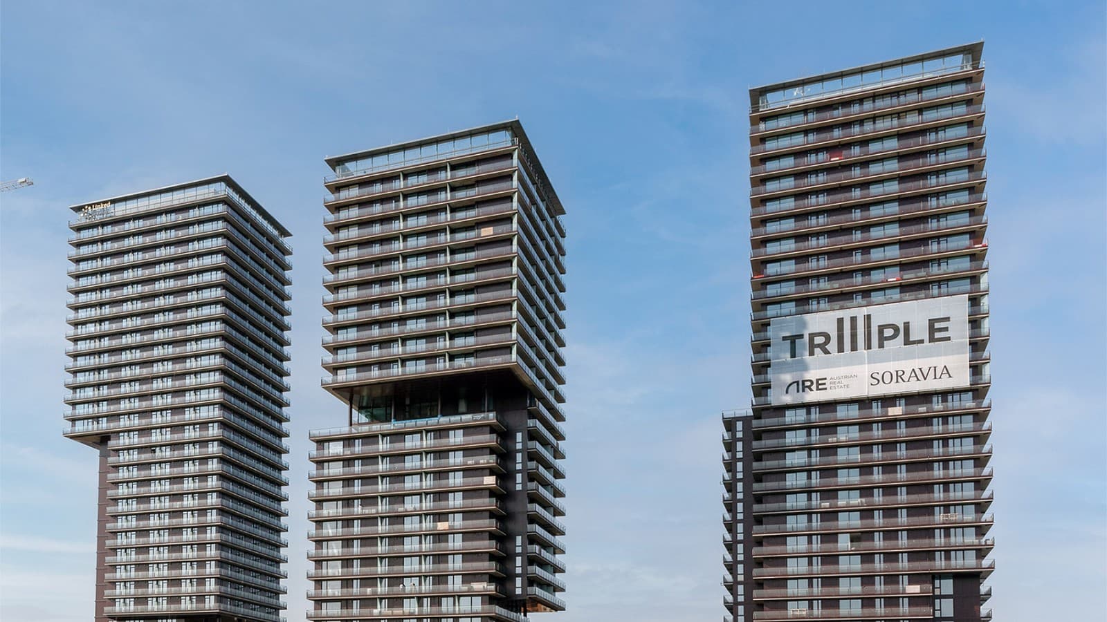 Le tre torri TrIIIple dialogano una con l’altra (© Soravia) Le tre torri TrIIIple dialogano una con l’altra (© Soravia)