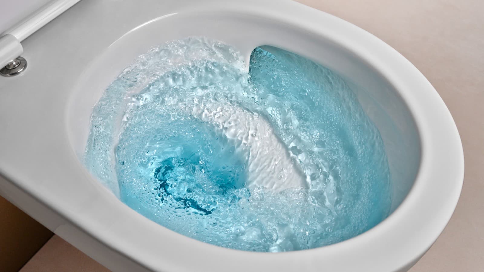 Tecnologia TurboFlush nel WC Acanto Tecnologia TurboFlush nel WC Acanto